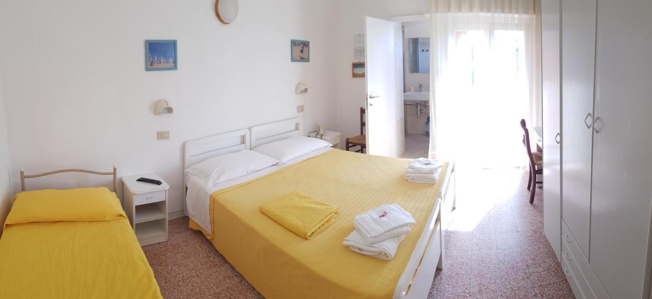 Hotel Le Pleiadi Bellaria-Igea Marina Buitenkant foto