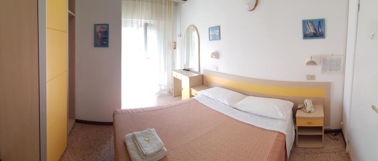 Hotel Le Pleiadi Bellaria-Igea Marina Buitenkant foto