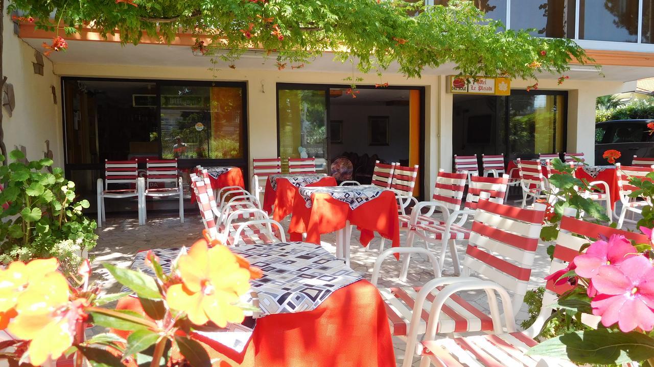 Hotel Le Pleiadi Bellaria-Igea Marina Buitenkant foto
