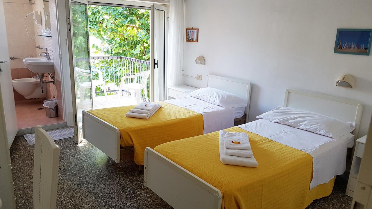 Hotel Le Pleiadi Bellaria-Igea Marina Buitenkant foto
